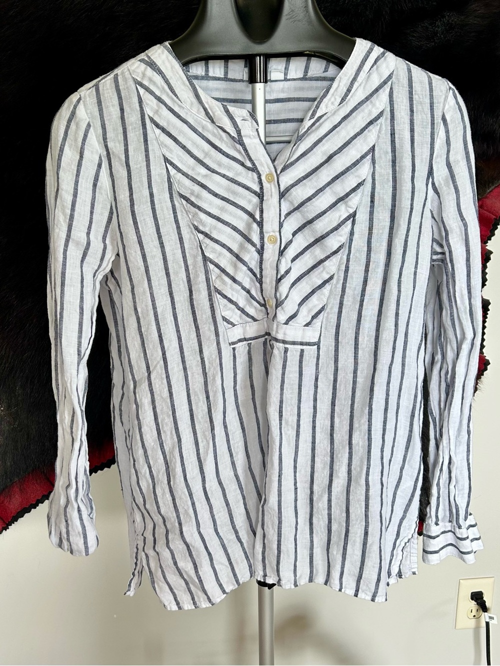 Gap Striped White & Navy Linen Tunic Blouse Sz S